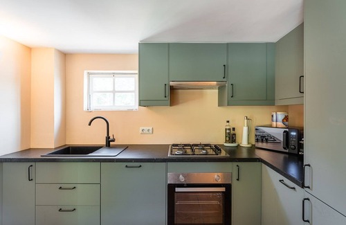 Viatodos House | GuestReady - Peaceful Viatodos Escape