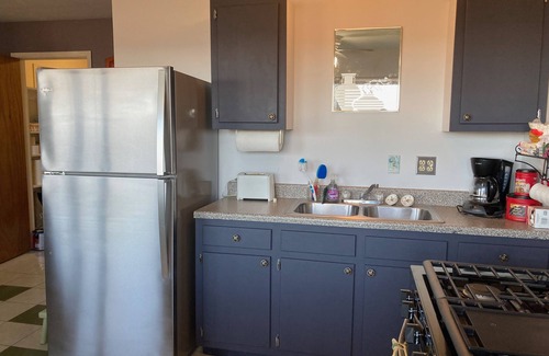 Van Buren House | Guests enjoy their own one bedroom apartment in the Ozarks