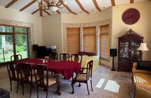 Babite House | Guests house with amazing pool and sauna
