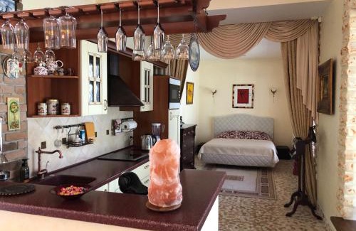 Babite House | Guests house with amazing pool and sauna