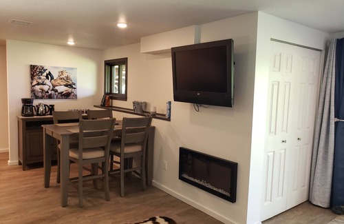 Missoula Apartment | Guests Say: "METICULOUSLY CLEAN" and "ABSOLUTELY BEAUTIFUL!"