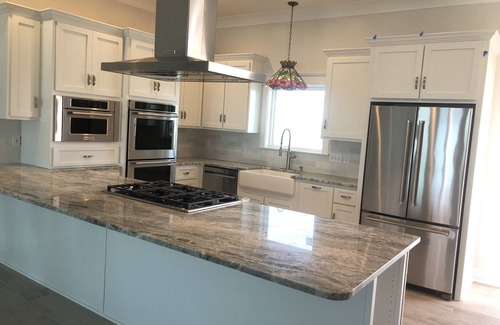 Surf Side Shores House | Gulf front House on white sand private beach in Ft. Morgan - Gulf Shores area.