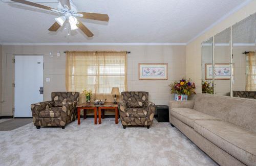 Gulf Shores Apartment | Gulf Village 204 condo
