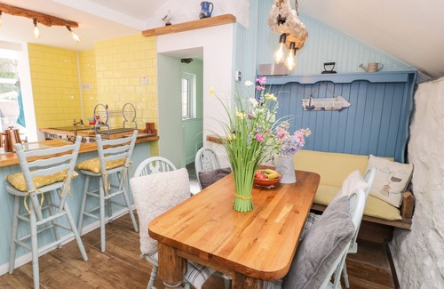 Bodorgan Cottage | Gull Cottage