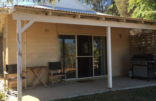 Rudds Gully Cottage | Gully Cottage - Pet Friendly