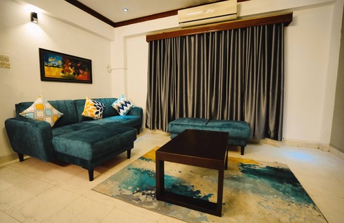 Dhaka Apartment | Gulshan Lovely 3-Bedroom Luxury Apartment