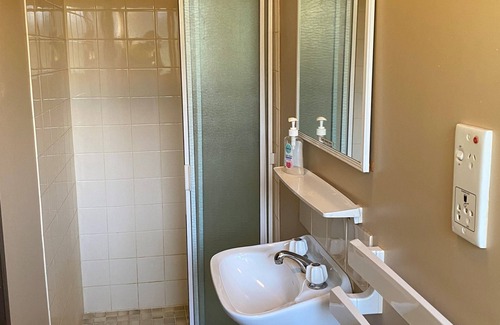 Duncan Other | Gum Valley Quarters: perfect for large groups and families