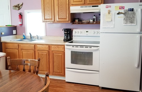 Shelbyville Cottage | Gun Lake Cottage shared lake frontage, 7 Miles to Casino, Volleyball Playgrounds