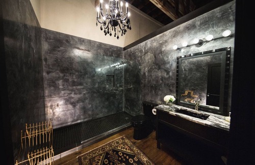 Florence Hotel | GunRunner Boutique Hotel