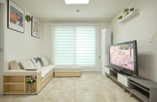 Guri Apartment | Guri Lemontree Stay