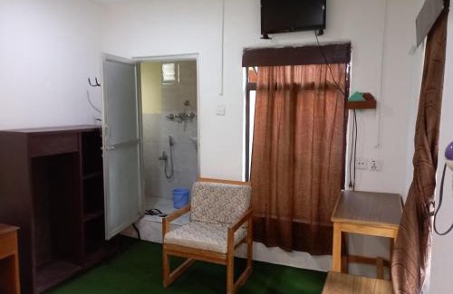 Pokhara Cabin | Gurkha Lodge
