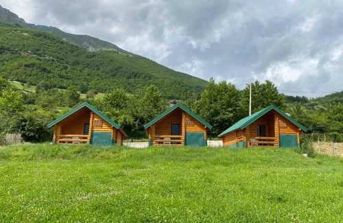 Montenegro Cabin | Gusinje View