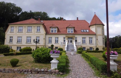 Hohenkirchen Apartment | Gutshaus Wohlenhagen - Apartment 4: Max. 3 persons (45 m2) Tower room