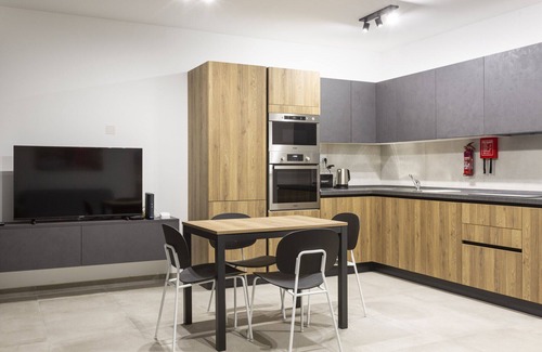 Gzira Apartment | Gzira Suite 13-Hosted by Sweetstay