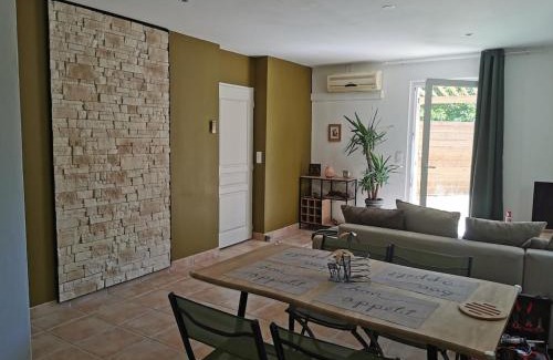 Le Garn Apartment | Hébergement avec jardin