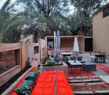 Tadighoust House | Hôte sahara & spa TADIGHOUST