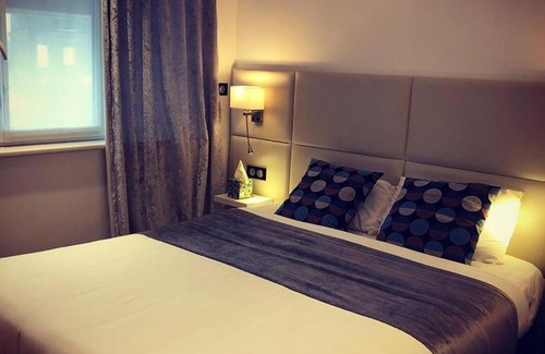 Bapaume Hotel | Hôtel de la Paix