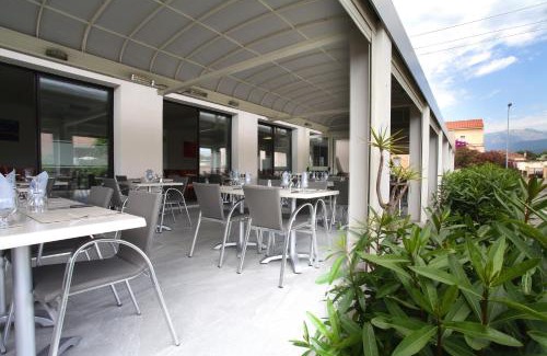 Ventiseri Hotel | Hôtel Des Nacres