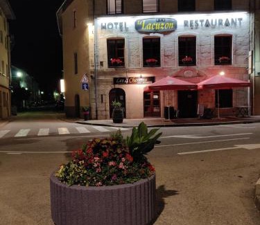 Moirans-en-Montagne Hotel | Hôtel Le Lacuzon
