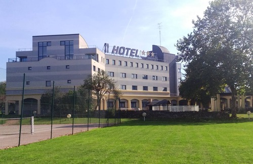 Magny-Cours Hotel | Hôtel Le Paddock