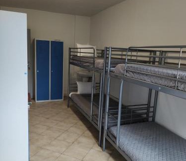 Pontault-Combault Hotel | Hôtel Les 4 Chênes