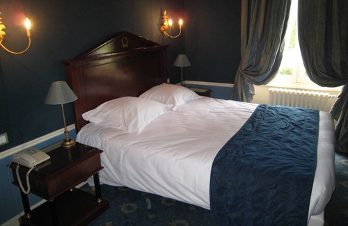 Auxerre Hotel | Hôtel Les Maréchaux