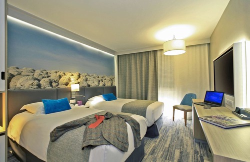 Castres Hotel | Hôtel Mercure Castres L'Occitan