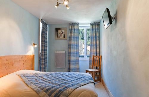 Saint-Julien-en-Beauchene Hotel | Hôtel Restaurant Les Alpins