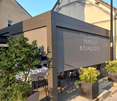 Sancerre Hotel | Hôtel Restaurant Famille Bourgeois "La Cote des Monts Damnés"