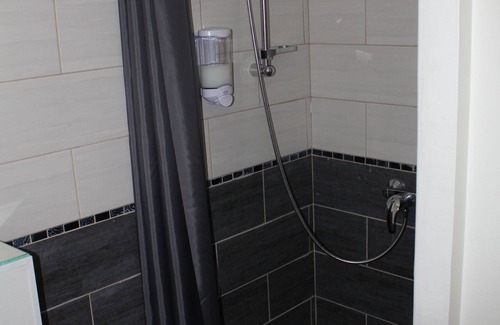 Goussainville Hotel | Hôtel Saglam
