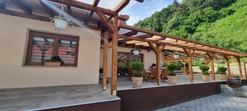 Hamor Villa | HŐS Vendégház MISKOLC -önálló vendégház, mely csak az Önöké