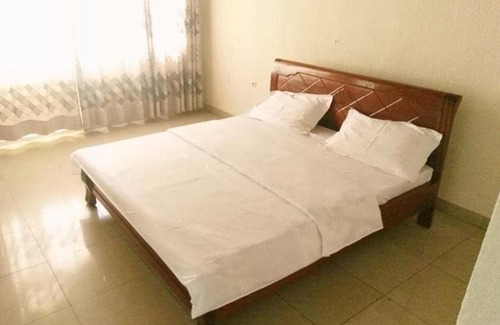 Remera Hotel | H.H Motel