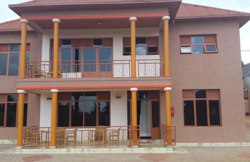 Remera Hotel | H.H Motel