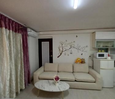Sadangil-tong Villa | H house