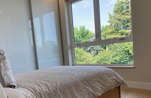 Oakridge House | H467657577 Our heart in Vancouver! - central!