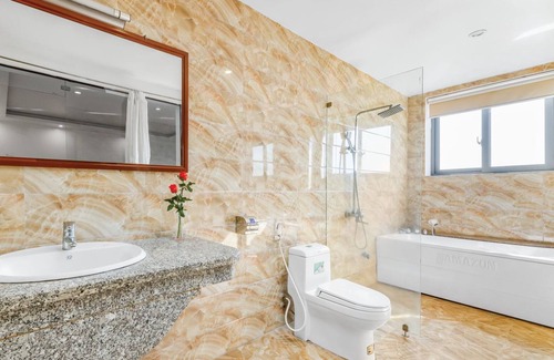 Soc Son Hotel | HAAP Transit Hotel
