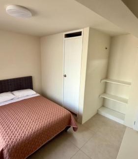 Ayacucho Apartment | Habitación con Balcón Castellares La Puebla