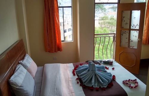 Zarumilla Bed & Breakfast | Habitacion Confortable Vista las Montañas
