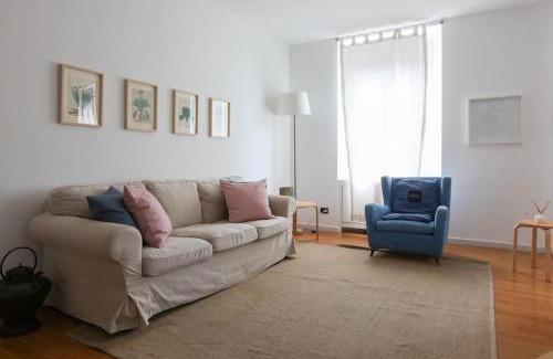 Borgonuovo Apartment | HACCA Collection - Brera & Fashion District - Bright 2BR Apt