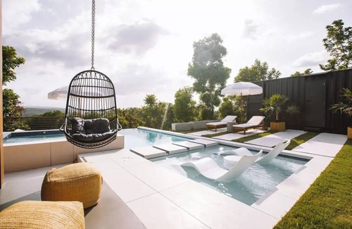 Moca Villa | Hacienda Florecer - Luxurious Modern Shipping containers with private pool