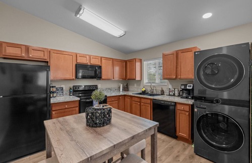 Midtown House | Hacienda Tucson with Casita