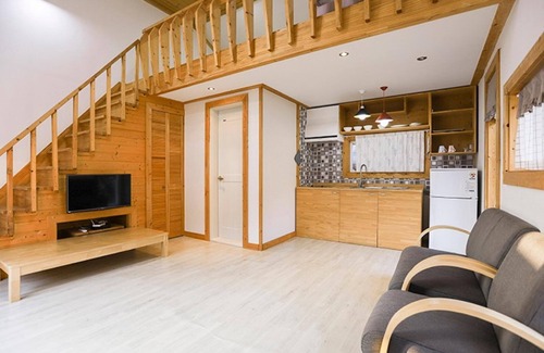 Hwagae House | Hadong Jiri Mountain Saesori Pension