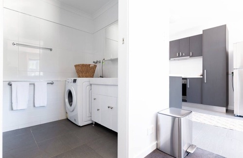 Hadspen Apartment | Hadspen Riverview Retreat: Leatherwood Apartment