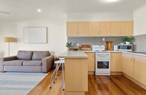 East Ballina House | Haere Mai 2 - Comfortable Stroll to Shelly Beach