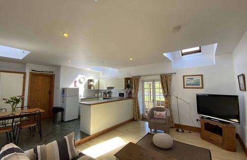 Llanybri Cottage | Hafan, Llansteffan - One Bedroom Cottage, Sleeps 2