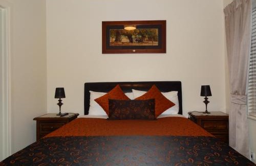 Hahndorf Apartment | Hahndorf Oak Tree Cottages