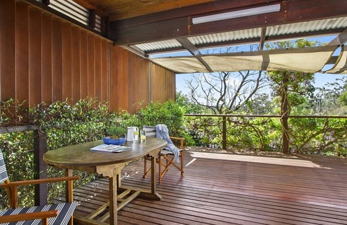 Kurrajong House | HAILEY@KURRAJONG - stylish and delightful. SPECIALS ON NOW !