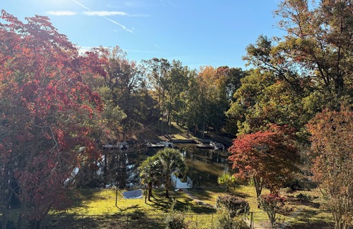 Inman House | Hailey’s Lake House with Pool and Hot Tub.