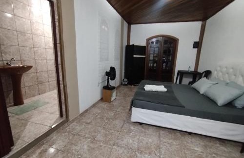 Itaquaquecetuba House | Haja Luz Casa Pousada no Centro de Itaquaquecetuba