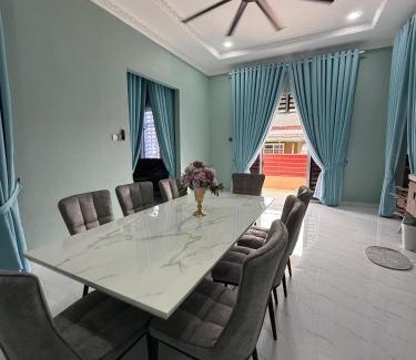 Kok Lanas House | Haji Awang Homestay